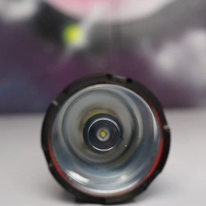 چراغ قوه LELUO LED 2000 لومن با برد 500 متر