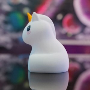 چراغ خواب سیلیکونی چندرنگ طرح یونیکورن