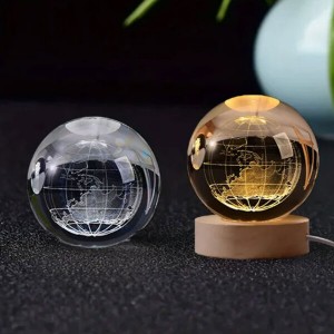 چراغ خواب گوی شیشه‌ای طرح کره زمین | نور آفتابی LED