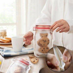کیسه زیپ لاک دار طرح بطری شیشه ای ۳ عددی قرمز | ابعاد ۱۲۰×۵۵×۱۹۵ میلی‌متر