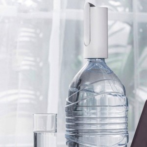پمپ آب شارژی مدل H-one | باتری ۱۲۰۰ میلی‌آمپری با لوله تاشو سیلیکونی