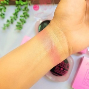رژگونه استیکی رومانتیک مات
