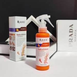 اسپری آبرسان صورت کلینیک Moisture Surge