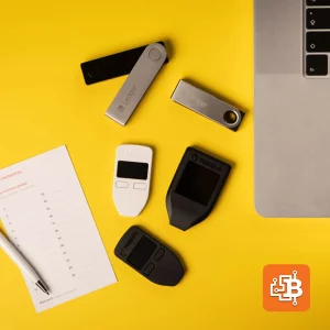 مشاوره تخصصی انتخاب و خرید کیف پول سخت افزاری مناسب نیاز شما