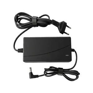 رینگ لایت ۱۸ اینچی هیرو (HERO) مدل YQ-460A | دارای ۳ هولدر موبایل، ریموت کنترل و آداپتور2