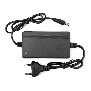آداپتور ۱۲ ولت ۵ آمپر بین راهی مدل AD-1250 (کیفیت صنعتی)