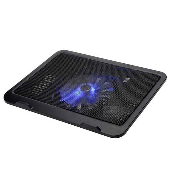 پایه خنک کننده لپ‌تاپ P-NET مدل P-702 با یک فن بزرگ و نور LED