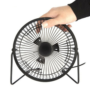fan-usb-dinet-p98-in-hand