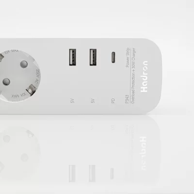 چندراهی هوشمند برق 3 خروجی برق، 1 تایپ سی و 2 یو اس بی (شارژر 30 وات) هادرون مدل Hadron P343 Power Strip + 30W USB Charger