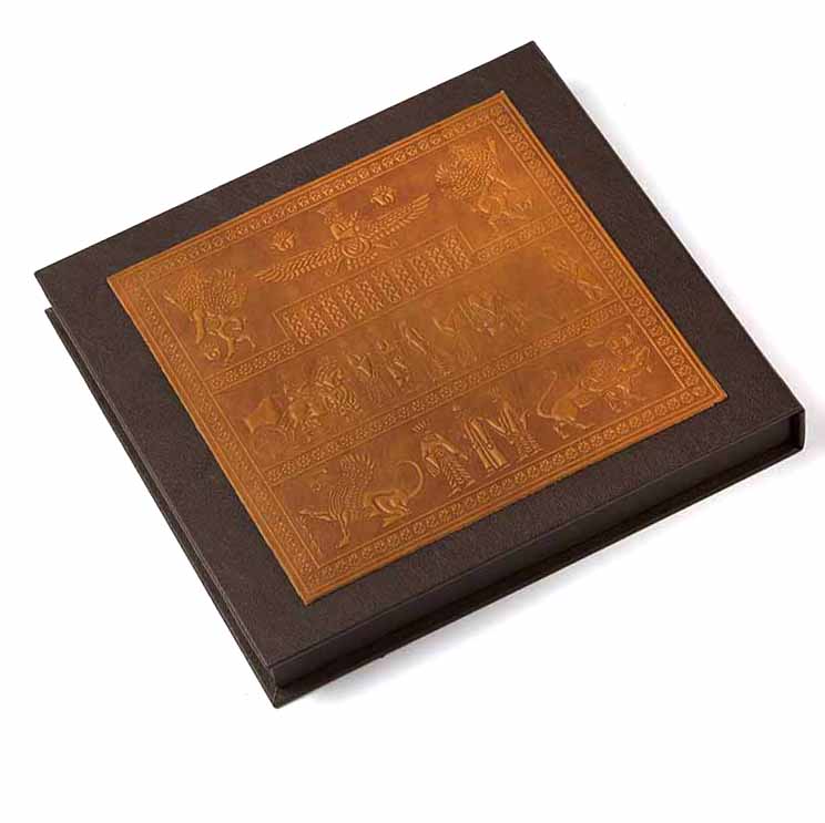 کتاب ایرانشناسی رویه پتینه (نشر چرم نگار)