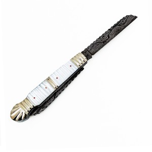 قلمتراش دو تیغه دسته شاخ 11سانتیمتر / جزی