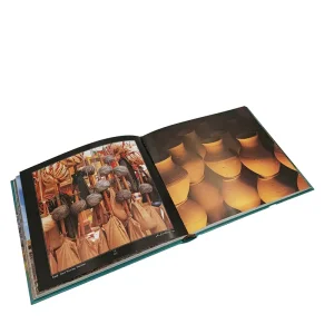 کتاب ایران نگین پر فروغ