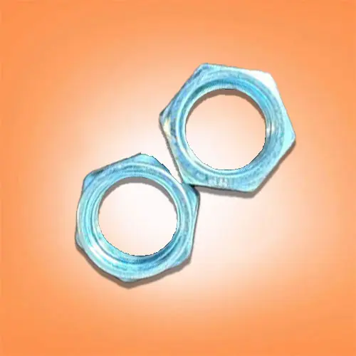 مهره محور قدیم پراید راست‌گرد سفید Gisp | مقاومت بالا، نصب سریع، مناسب مدل‌های قدیمی پراید