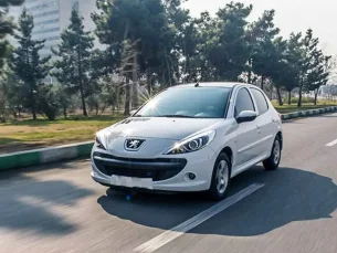 ایران خودرو قیمت کارخانه ای پژو 207 را اعلام کرد