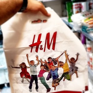 نایلون کیسه دسته موزی تقویتی خرید فروشگاهی طرح دار سایز 50 × 40 بسته یک کیلویی