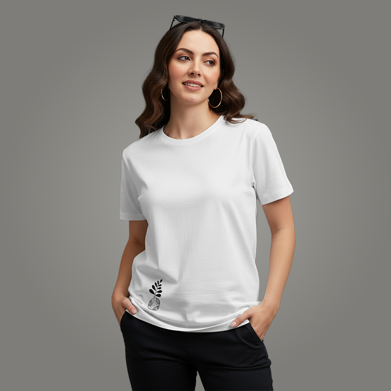 تی شرت زنانه طرح سیاه برگ