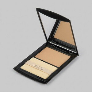 پنکیک این لی مدل Beige و شماره رنگ 30 با پوشش‌دهی مناسب، جلوه مات و طبیعی، فاقد چربی، ماندگاری طولانی، بافت سبک و نرم، سازگار با انواع پوست و مناسب پوست‌های روشن، گندمی و متوسط