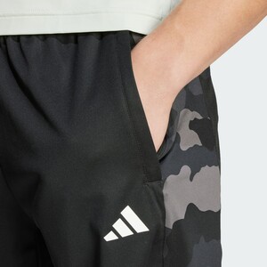 Train Essentials Camo Training Shorts