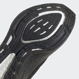 کفش مخصوص دویدن مردانه آدیداس مدل  Ultraboost 22 کد GZ0127