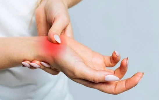 دلایل و راه های درمان درد مچ دست