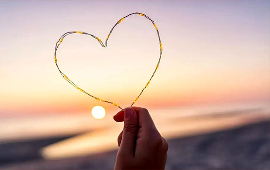 عشق و رابطفه عاطفی در بیماران دوقطبی