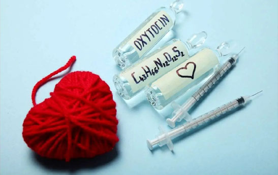 هورمون عشق و درمان افسردگی پس از زایمان