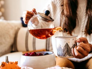 داشتن پوستی روشن و شاداب با مصرف این دمنوش‌ها