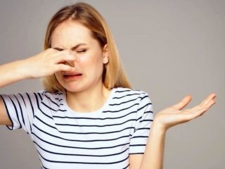 بوی بدن‌تان تغییر کرده، علت چیست؟
