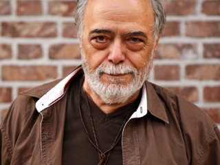 اکبر زنجانپور در بیمارستان بستری شد