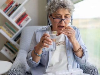 مکملی که زنان بالای ۵۰ سال را در معرض خطر قرار میدهد