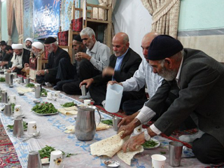 نكات تغذيه‌ای در اطعام روزه‌داران