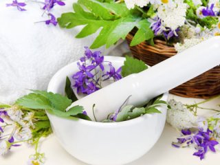 کاربرد طب سنتی در بارداری و شیردهی