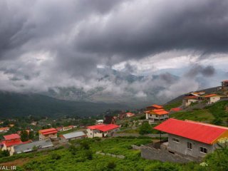 در مسیر روستای فیلبند، سخت اما زیبا