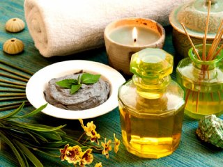 8 روغن گیاهی معطر برای داشتنی خوابی آرام و راحت