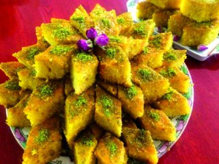 طرز تهیه مرمکه حلوای گردو