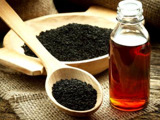 بهترین روش مصرف روغن سیاه دانه برای کاهش وزن و لاغری