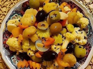 طرز تهیه  ترشی یونانی