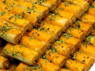 طرز تهیه شیرینی ساق عروس