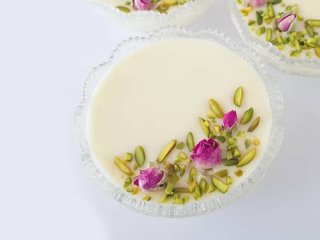 طرز تهیه فرنی با مایکروفر