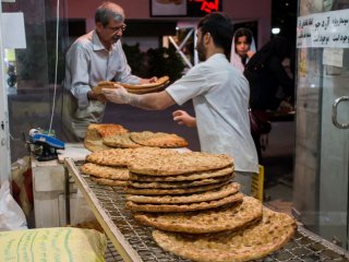 اقدامات حیاتی در نانوایی‌ها برای مقابله با کرونا