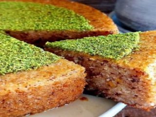 طرز تهیه کیک باقلوای گردویی