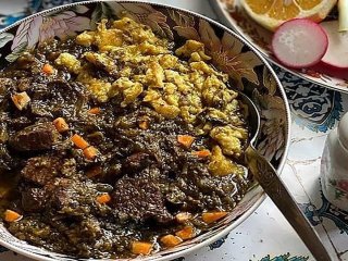 طرز تهیه خورش اسپناساک؛ غذای بی‌نظیر مازندرانی