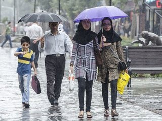 رگبار، رعدوبرق و کاهش نسبی دما در برخی نقاط کشور