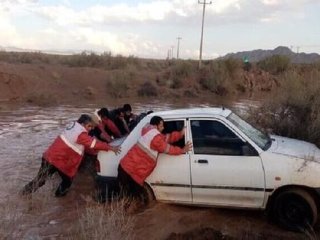 دو تیم جست‌وجو و نجات به مشهد اعزام شد