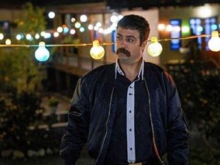 استایل جدید ارسطوی سریال پایتخت و همسرش + عکس
