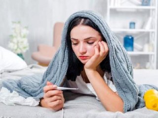 تب و لرز چه علائم، دلایل و روش‌های درمانی دارد؟