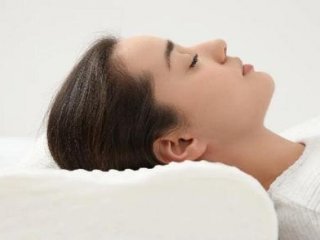 بهترین بالش برای خواب چه ویژگی‌هایی دارد؟