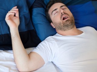 خواب زیاد نشانه کمبود کدام ویتامین است؟