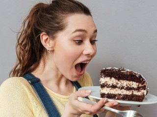 چگونه میل شدید به شیرینی پس از هر وعده غذایی را متوقف کنیم؟