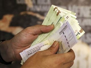 میزان عیدی پایان سال کارکنان دولت در سال ۱۴۰۴
